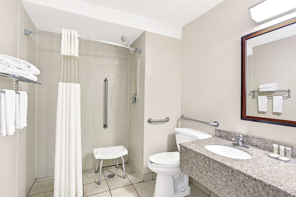 Hotel Ramada By Wyndham Murfreesboro