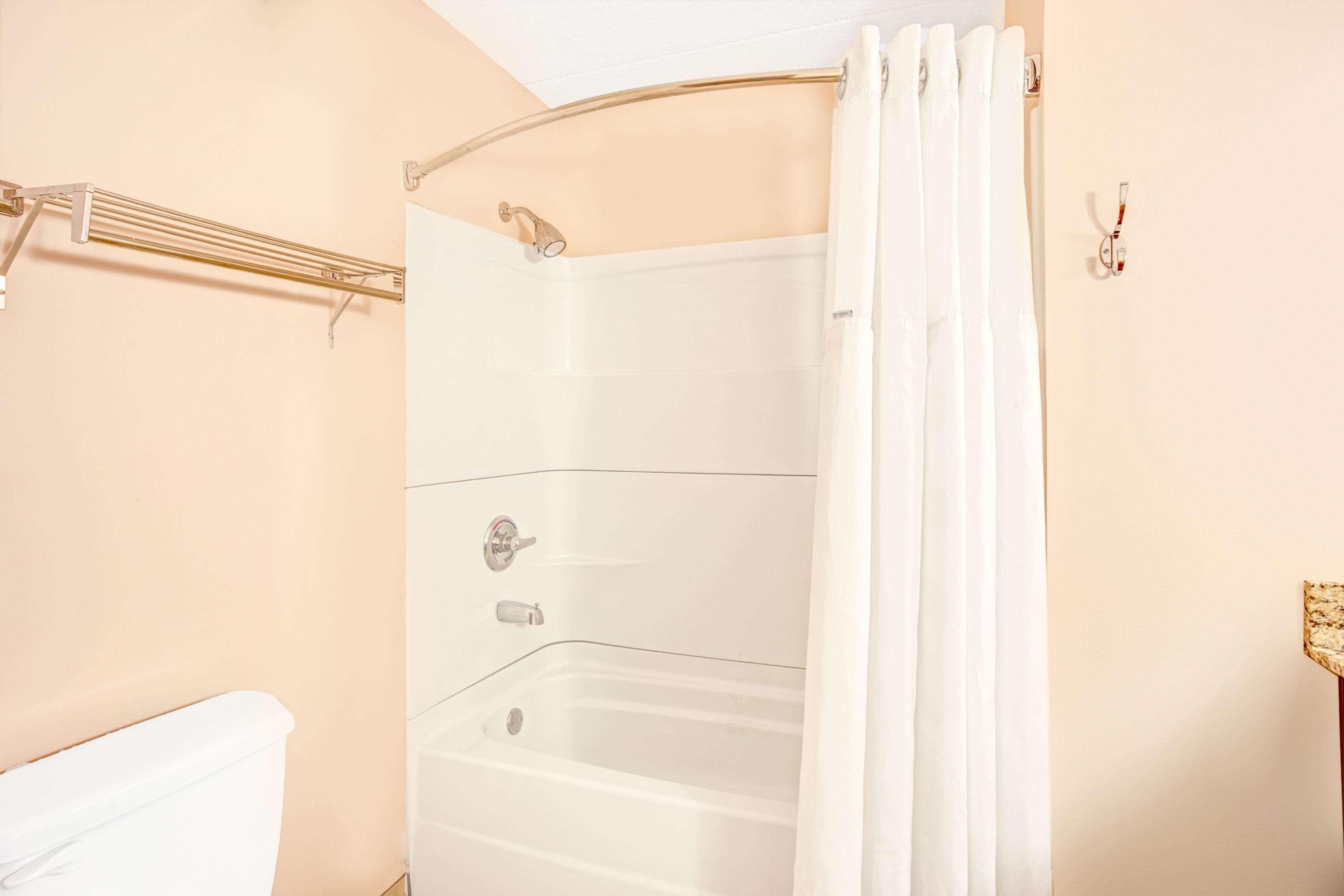 Ramada By Wyndham Hotel 3*