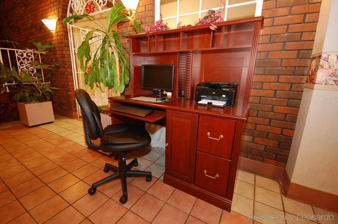 Ramada By Wyndham Hotel 3*