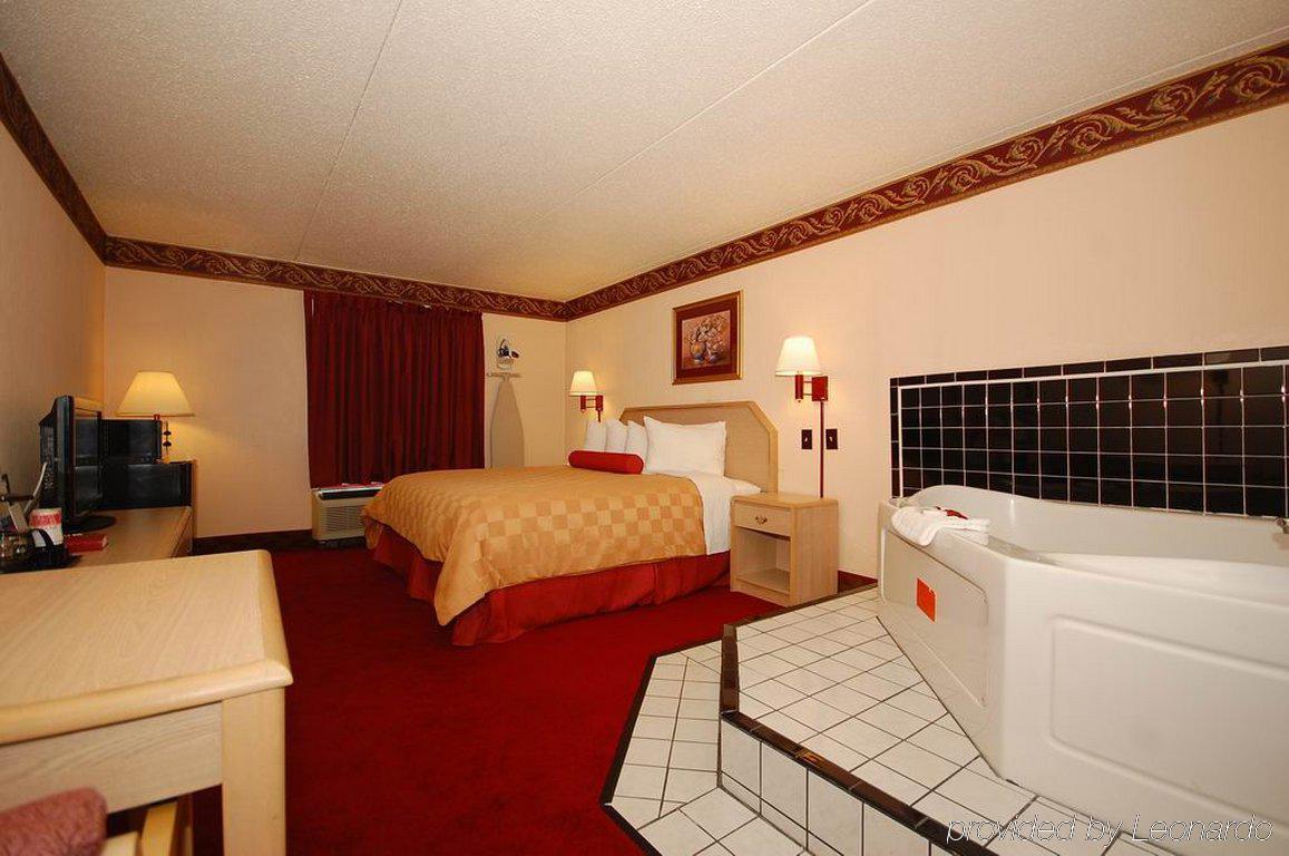 Ramada By Wyndham Hotel Murfreesboro